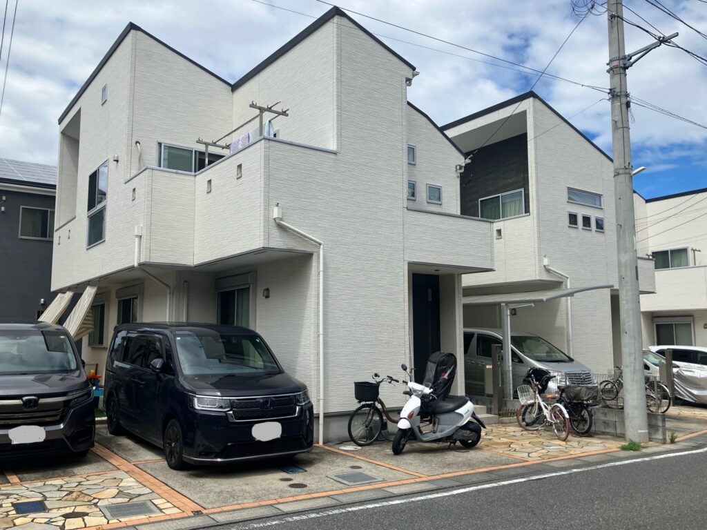 築10年のS様邸。1回目の塗装工事をユウマペイントにご依頼くださいました。