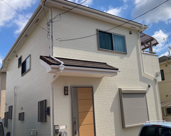 柏市塚崎 サイディング外壁をグラデーション・スレート屋根をカバー工事