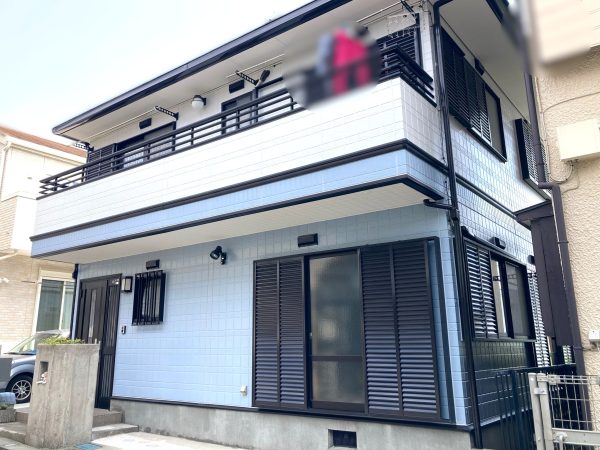 【松戸市 サイディング外壁塗装】超低汚染リファインによる爽やかなツートン仕上げ｜E様邸施工事例