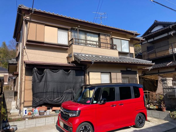 【我孫子市布佐・築30年以上】1階居間の漏水を根本解決！モルタル解体・板金復旧を含む漏水修繕と外壁塗装