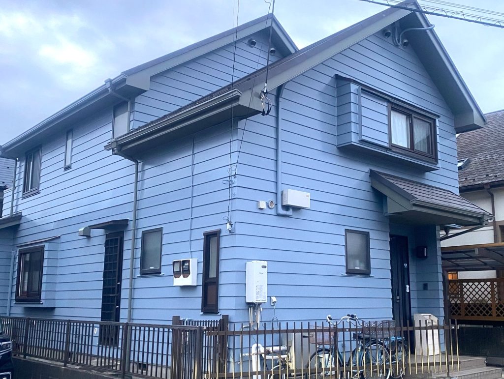 【千葉県市川市】築40年・3回目のメンテナンス。コロニアル部分への屋根カバー工法と無機UVコートで建物の寿命を延ばす外装リフォーム|A様邸